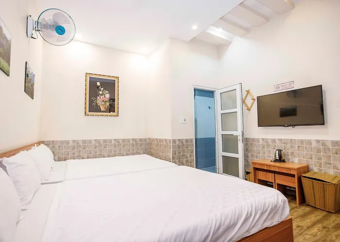 Thanh Anh 2 Hotel - Gan Cho Dem Da Lat